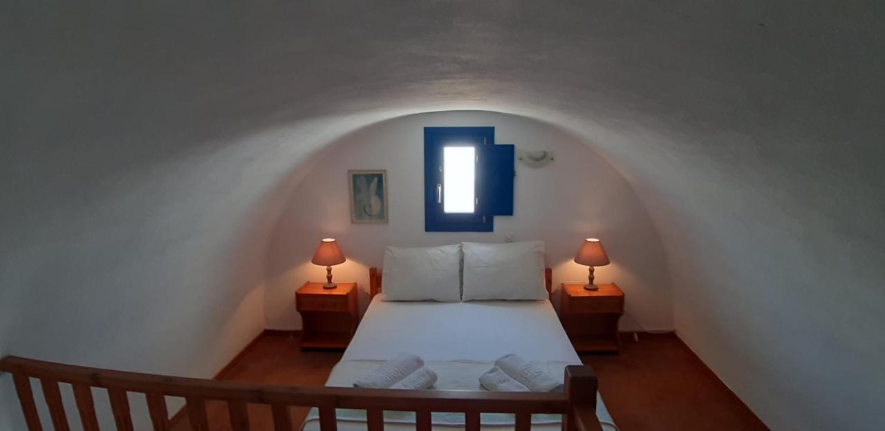 Villa Spyros Santorini Perissa  Dış mekan fotoğraf