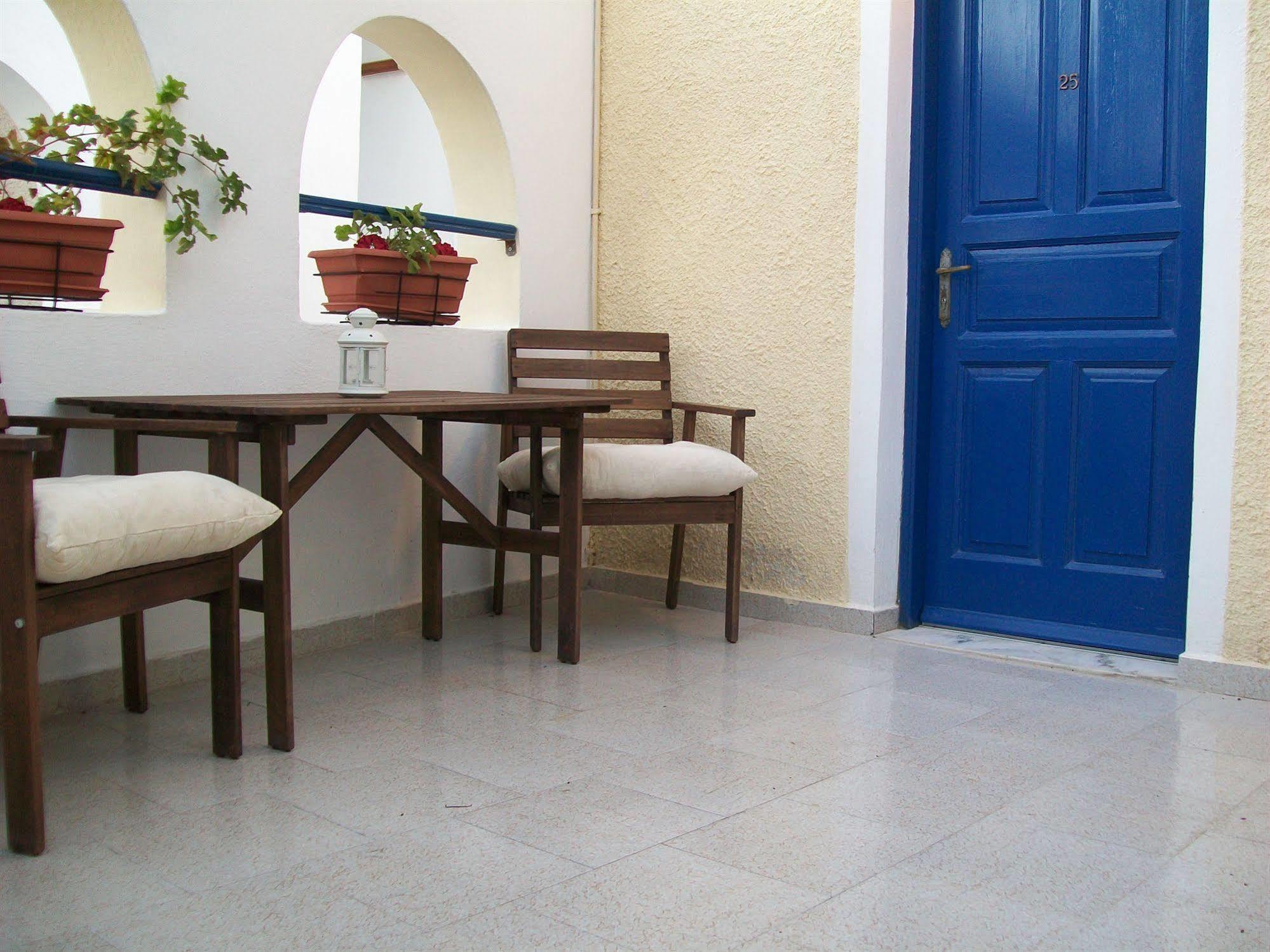 Villa Spyros Santorini Perissa  Dış mekan fotoğraf